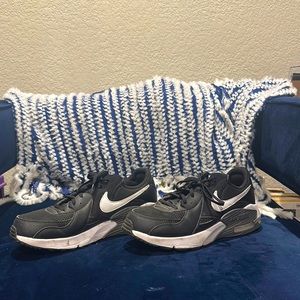 These black nike 90s are stylish and comfortable! Also really great for running.